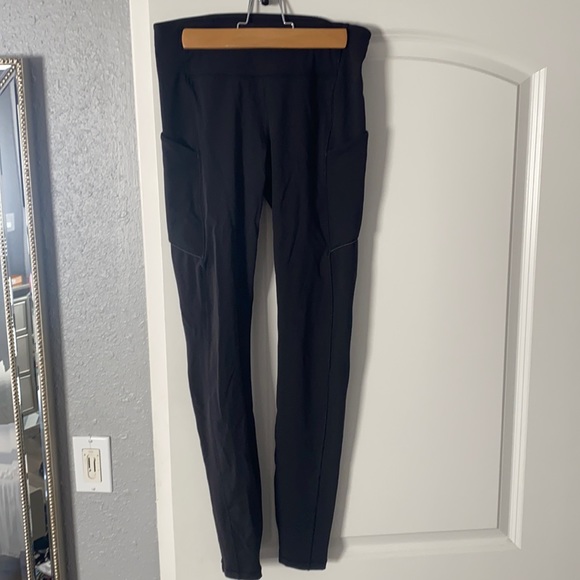 Lululemon Speed Up Mid-Rise Tight 28" Black size 6 - Picture 3 of 6